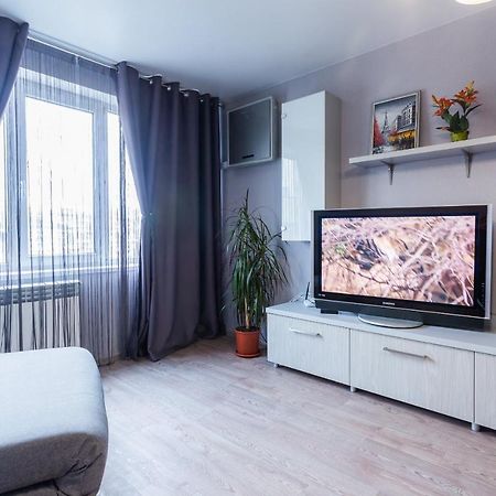 Apartment Obolon metro station Kiev Esterno foto