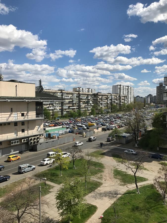 Apartment Obolon metro station Kiev Esterno foto